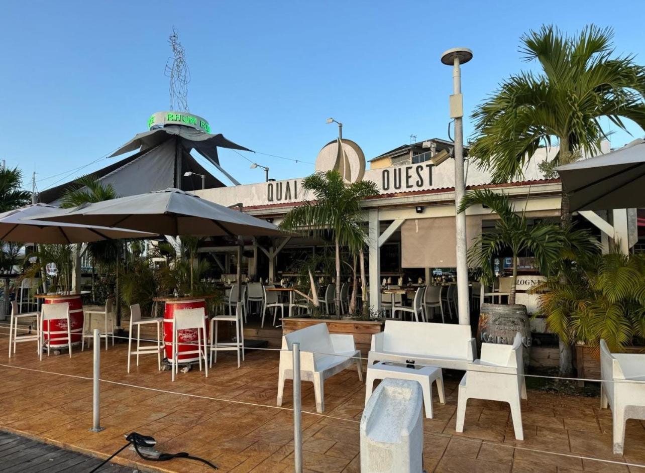 Superbe Studio Avec Piscine, Au Coeur De La Marina! Village Soleil ! Proche Aeroport & Ferry Le Gosier  Exteriér fotografie